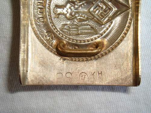 Identifying early RZM, MA, KH and UE Buckle Markings