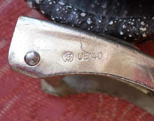 Identifying early RZM, MA, KH and UE Buckle Markings