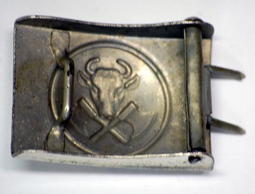 What exactly is this buckle?