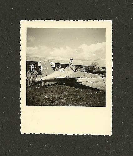 1945 Jet photo?