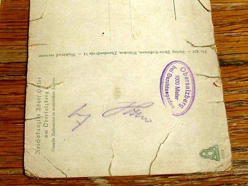 Hitler signature on postcard...help