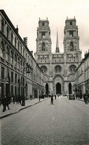 Then and now photos of the Orléans Cathedral in France.
