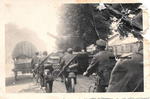 Photos of Germans by the KV-2s left in Zhovka