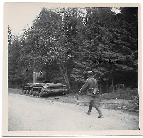 Photo of a German passing a KV-2