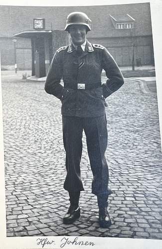 Kriegsmarine? Please help me with an old photo