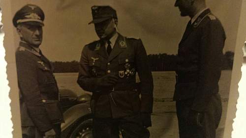 Luftwaffe officers - Kesselring, Hitler??