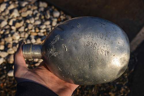 Canteen with Romanian inscription?