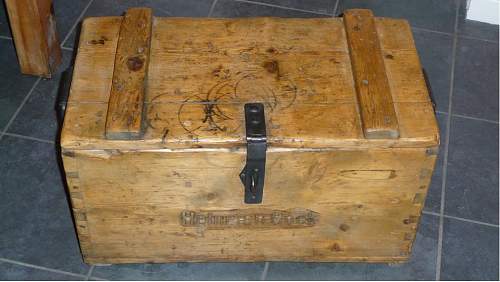 Can anyone help identify this ammo crate?