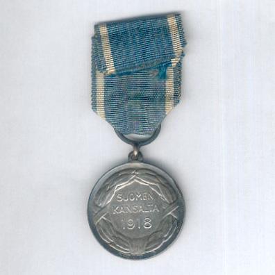 Gebirgsäger edelweiss and swastika field made antler &quot;medal&quot;