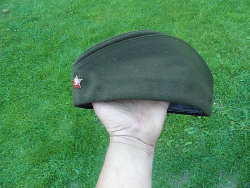 Pilotka - soviet side cap - wartime or postwar ?