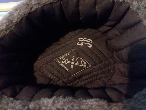 Late-USSR Ushanka Authentication