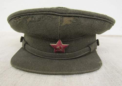 Can anyone help identify this Soviet Officer Visor Hat?