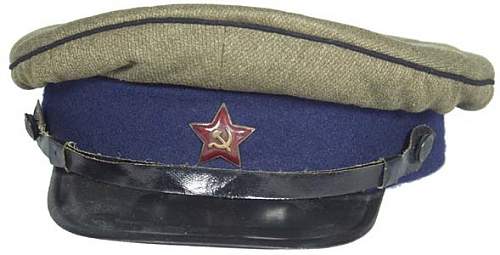 Need help concerning ww2 soviet cavalry officer's visor cap