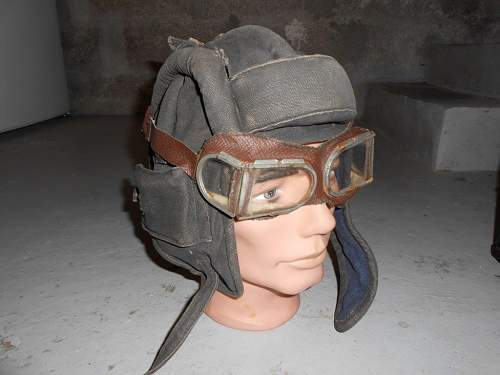 tank helmet  goggle pickup