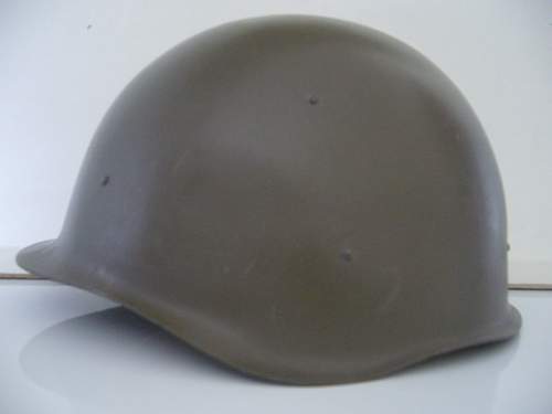 A SSH40 wartime lid (2-317) used by the czechoslovak army after the war, used to make the first series of the Vzor 52 helmets