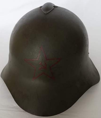 WW2 russian helmet. any info appreciated
