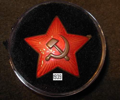 soviet cap badge