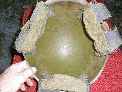 SSch40 Wartime Helmet?? Post War??  Help Needed