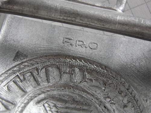 Aluminium Heer buckle F.R.O. Original or Fake, opinion please.