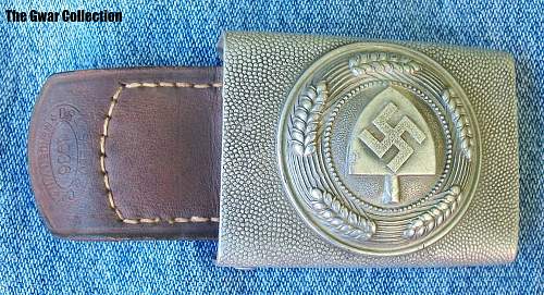 Ausgeh Buckle Differences