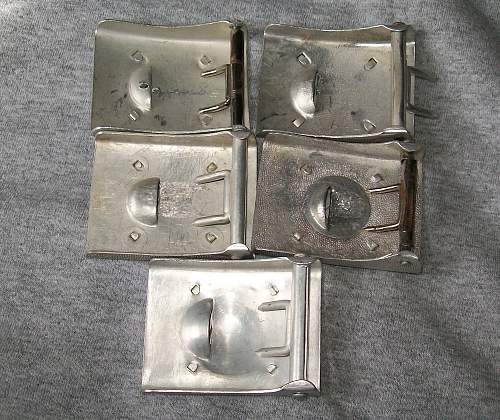 Ausgeh Buckle Differences