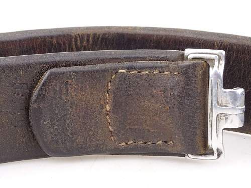 Heer belt and buckle original?