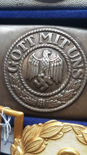 Steel Wehrmacht Kastenschloß / Buckle - Fake?