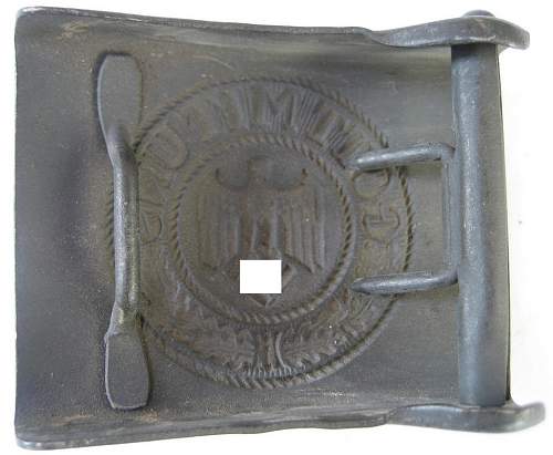 Late war steel buckle. Need help.