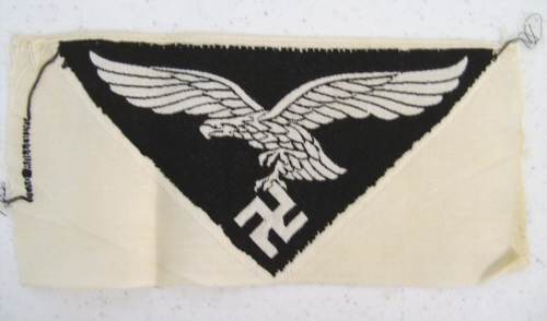 Luftwaffe Sport Shirt Eagle and Deutsche Wehrmacht Armband: Condition too good to be authentic?