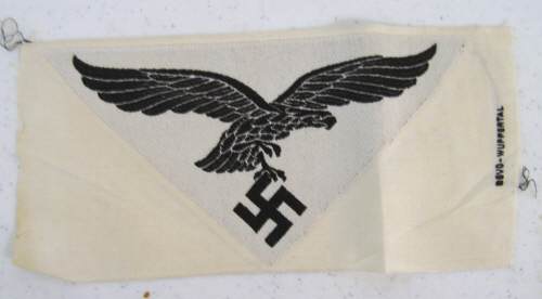 Luftwaffe Sport Shirt Eagle and Deutsche Wehrmacht Armband: Condition too good to be authentic?