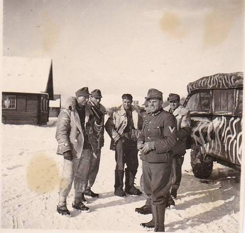 Swedish M1909 Style coats in use by the Germans