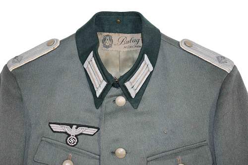 Heer Infantry Oberleutnant's Tunic