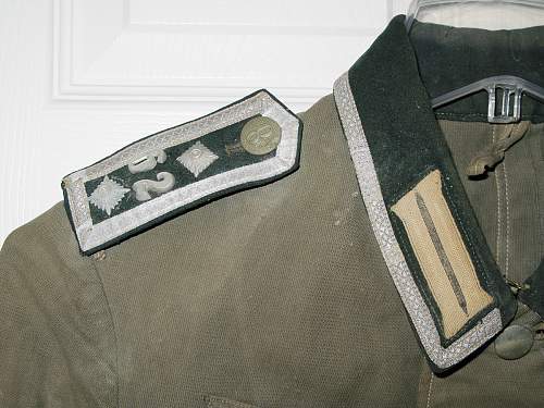 Opinions on this Reichswehr tunic...