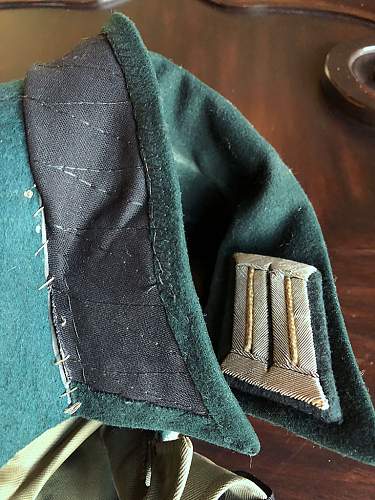 Opinions on this Reichswehr tunic...