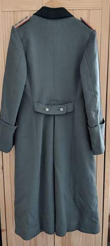 Your help please on Artillery Officer's M35 Greatcoat