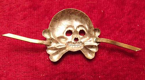 Early Panzer Collar Totenkopf