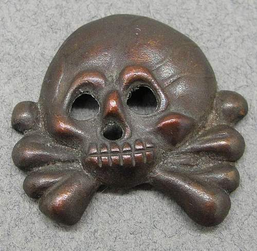 Early Panzer Collar Totenkopf