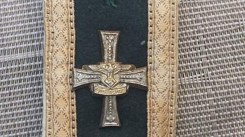 Stalingrad Cross/shoulder Boards?