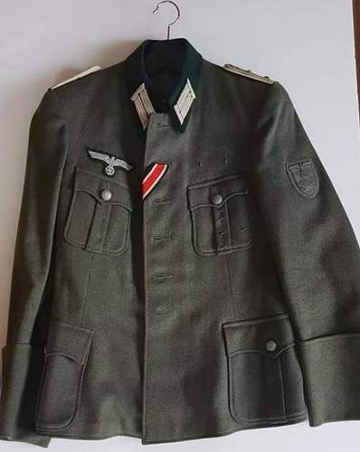 Infantry Officer Tunic genuine?