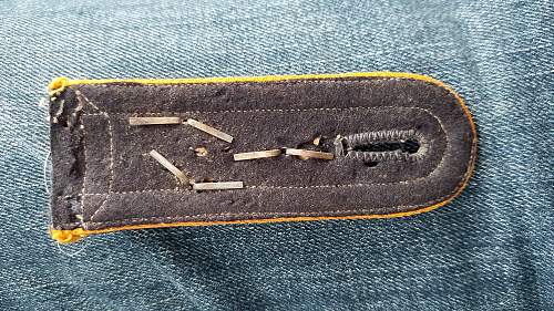 Is this Luftwaffe shoulder board original?