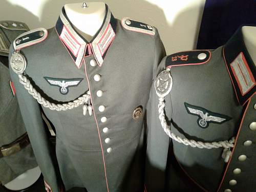 Heer Artillery dress tunic, original?