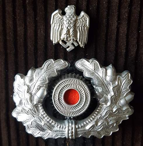 Heer Wreath &amp; Cockade Cap Insignia &amp; Eagle Insignia for Lapel or Shoulder