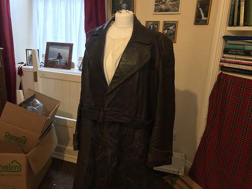 A late birthday present from my family in Poland (German Horseshoe Leather Greatcoat)