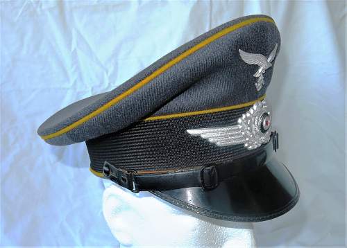 Luftwaffe officers cap cockade authentication