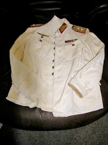 Army White Walking Tunic Lt. General Infantry?  Does it have what it takes to pass muster?