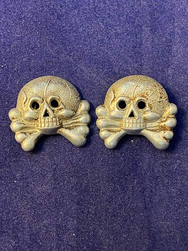 Are These an Original Pair of Panzer Collar Totenkopfs?
