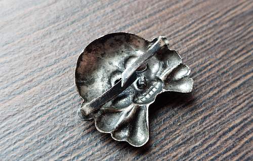 Panzer Collar Tab Skull