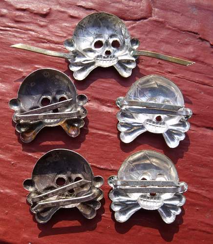 Panzer Collar Tab Skull