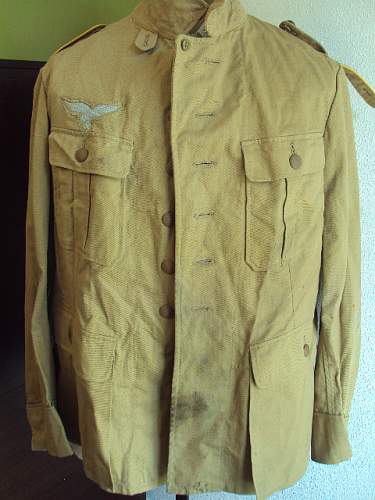 luftwaffe tropical tunic. Please!!  Is it original???? thank you :)