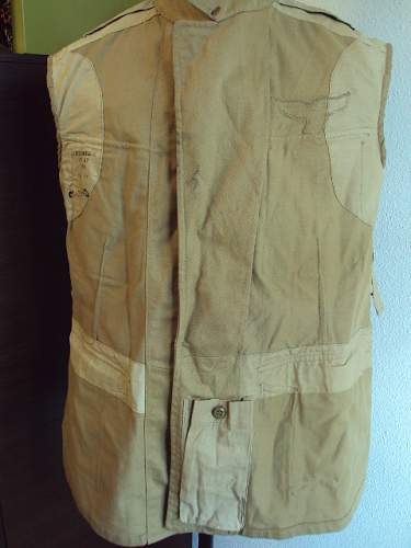 luftwaffe tropical tunic. Please!!  Is it original???? thank you :)